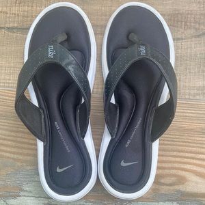 Nike FlipFlops Women Comfort Footbed Black/White 9